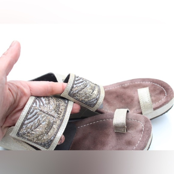 Donald J. Pliner Gilett wedges - Picture 12 of 14